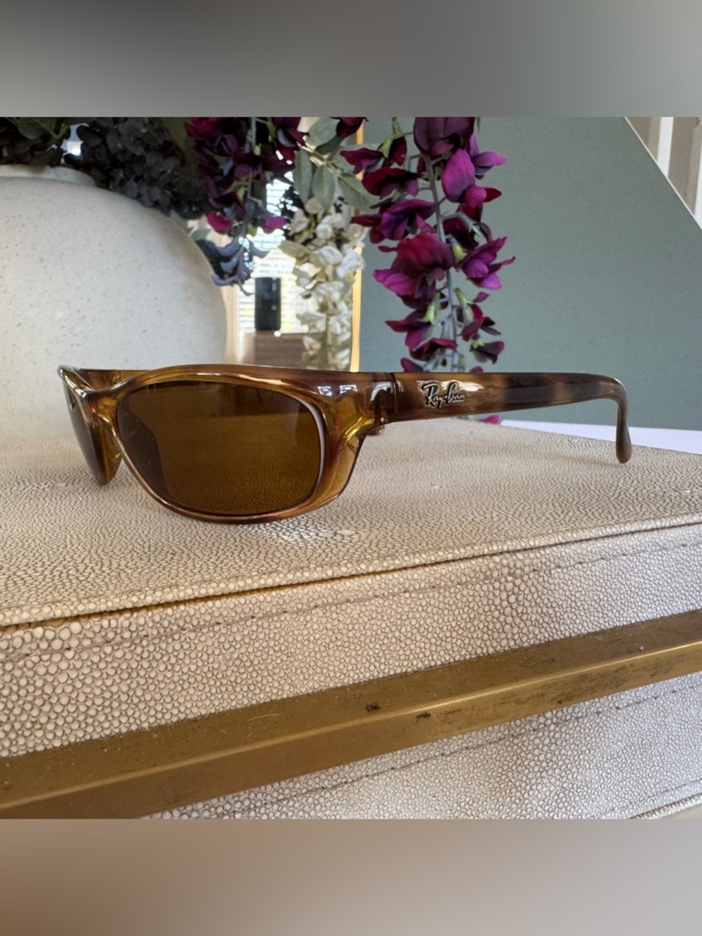 SOLD: Vintage Y2K Ray-Ban Women’s Amber/Tortoise Brown Sunglasses Frame